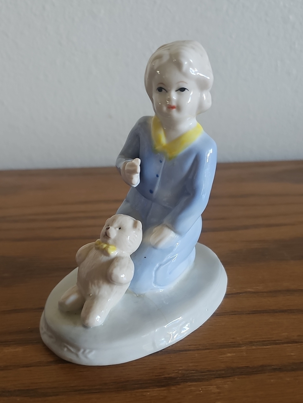 Vintage K's Collection Young Girl with Teddy Bear Figurine Tote 11